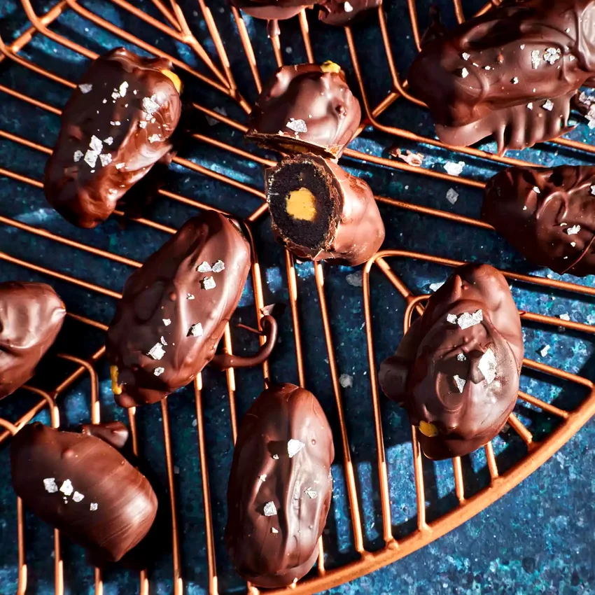 3-Ingredient Chocolate & Almond Butter Dates