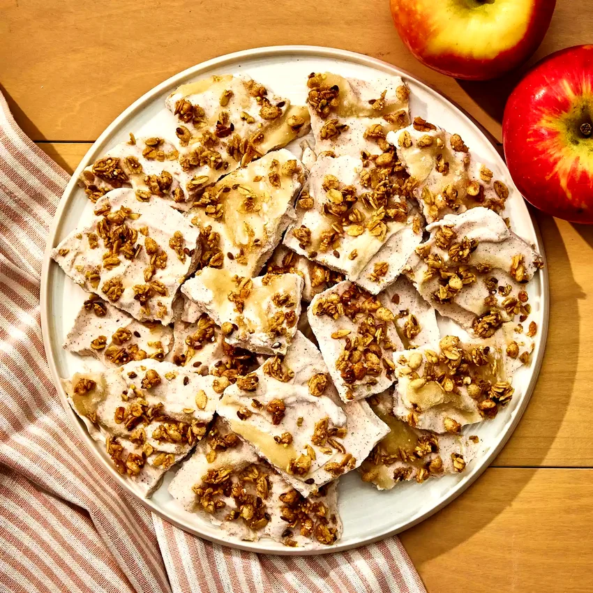 Apple Crumble Yogurt Bark