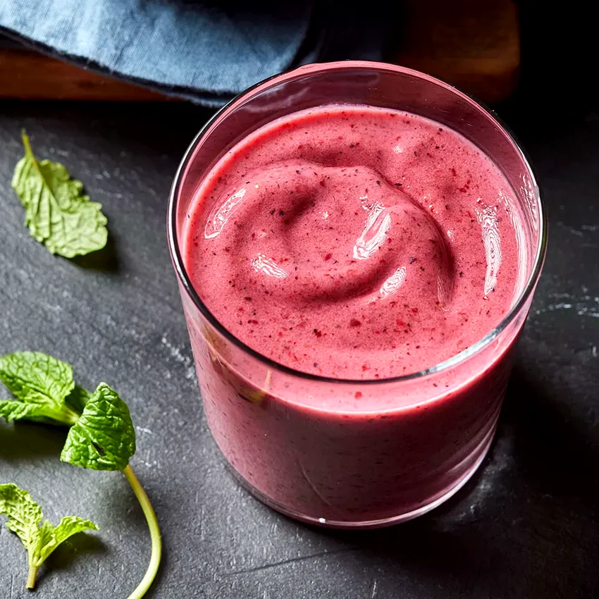 Berry-Mint Kefir Smoothies