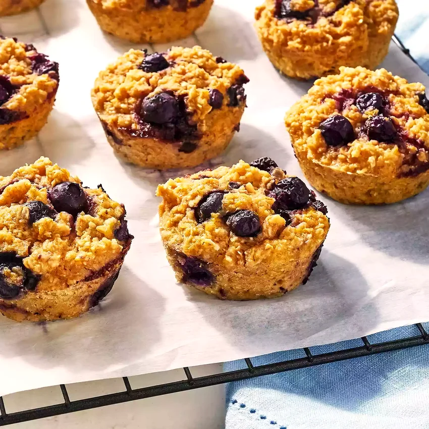 Breakfast Lemon-Blueberry Oatmeal Cakes