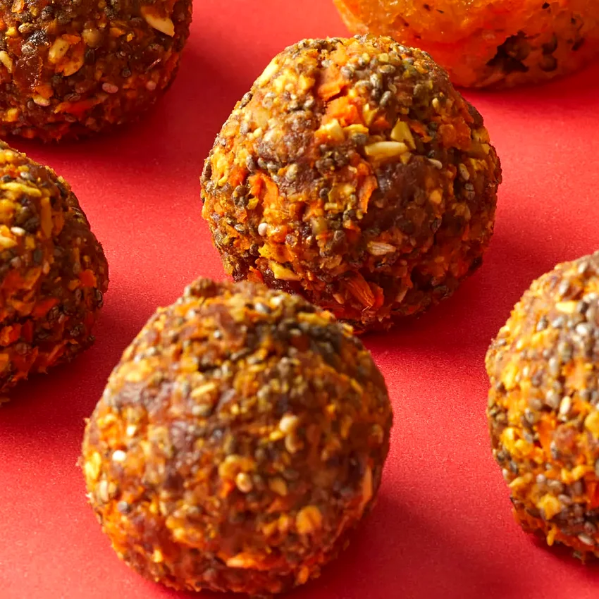 Carrot Cake Energy Bites