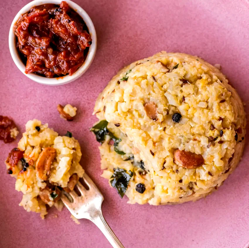Cauliflower Ven Pongal with Tomato Chutney