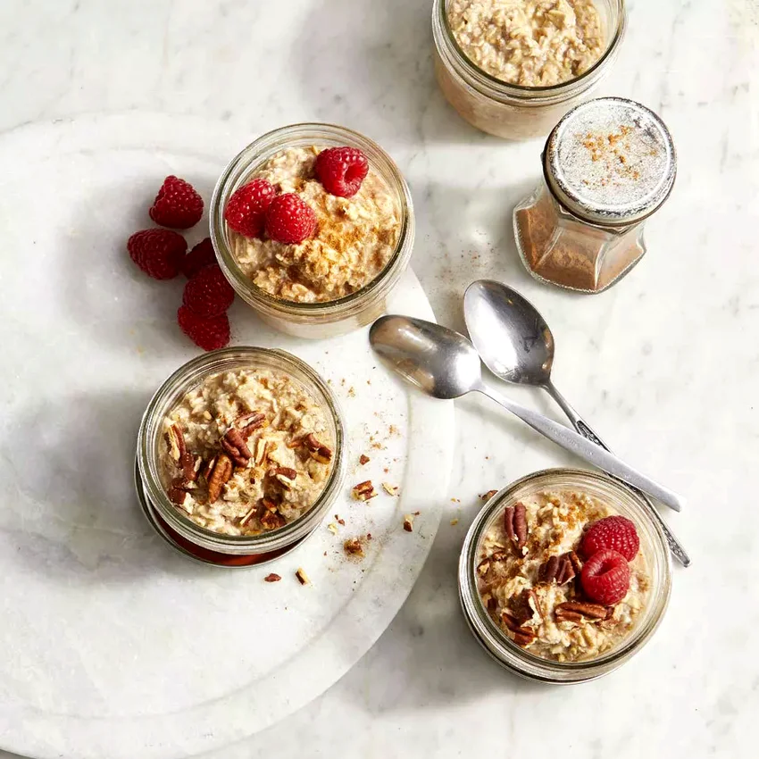 Cinnamon-Roll Overnight Oats