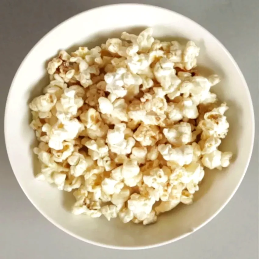 Cinnamon-Sugar Microwave Popcorn