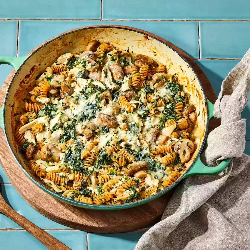 Creamy Chicken, Mushroom & Spinach Skillet Casserole