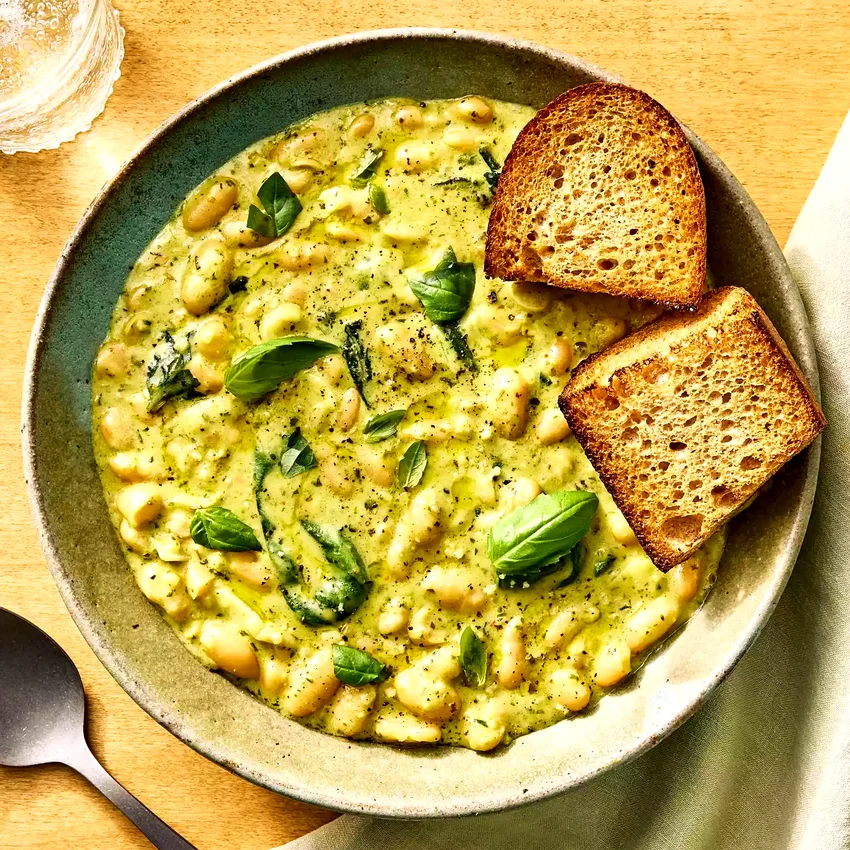 Creamy Pesto Beans