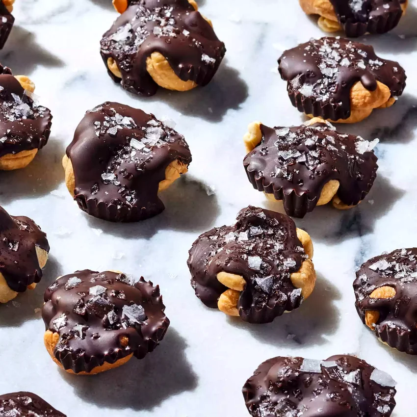 Dark Chocolate Cashew Clusters