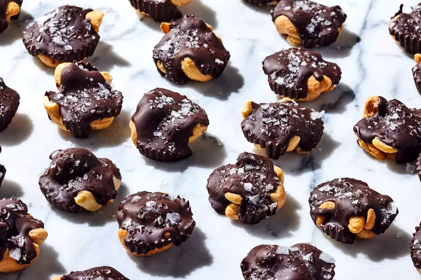 Dark Chocolate Cashew Clusters