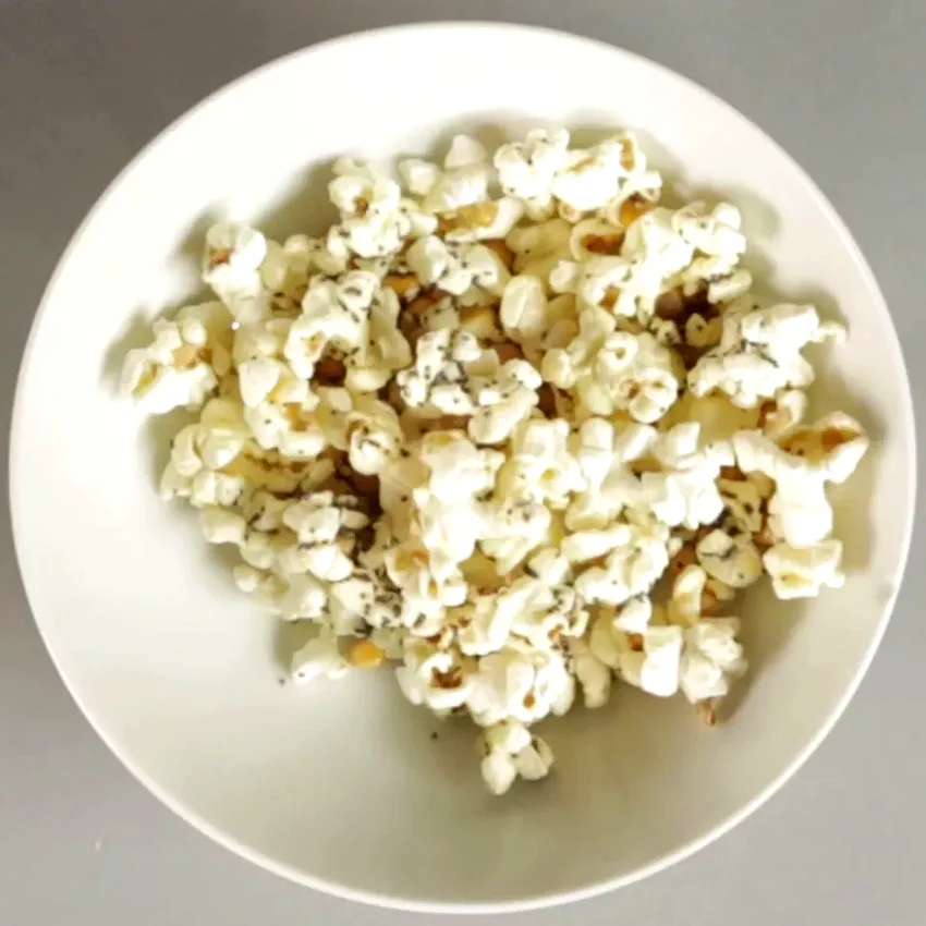 Everything Bagel Microwave Popcorn