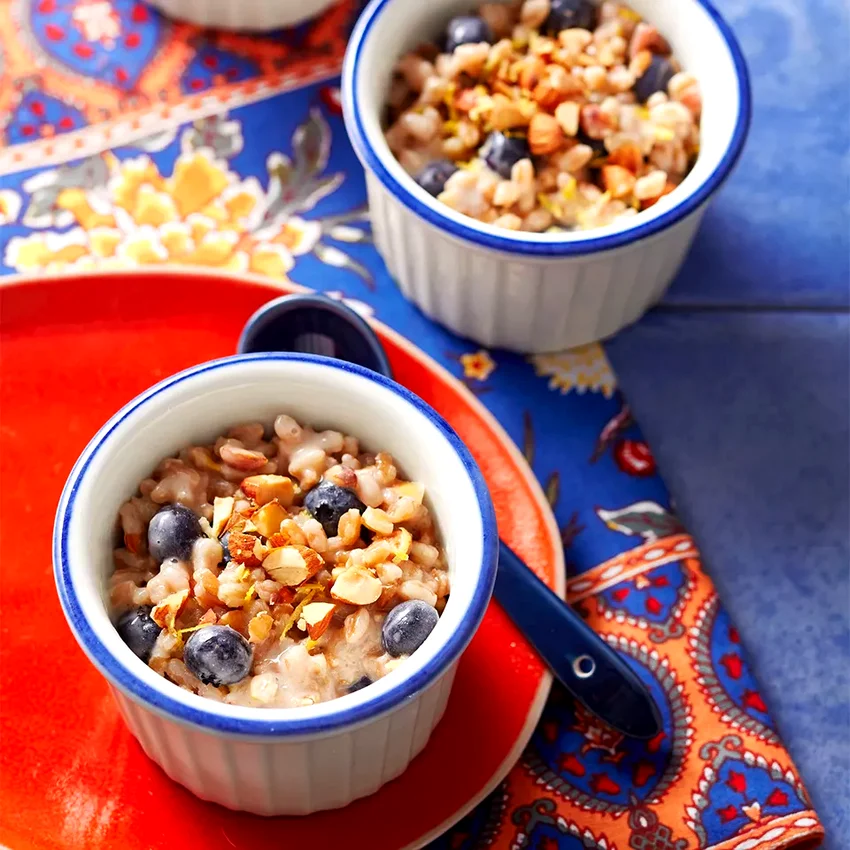 Farro, Almond & Blueberry Breakfast Cereal