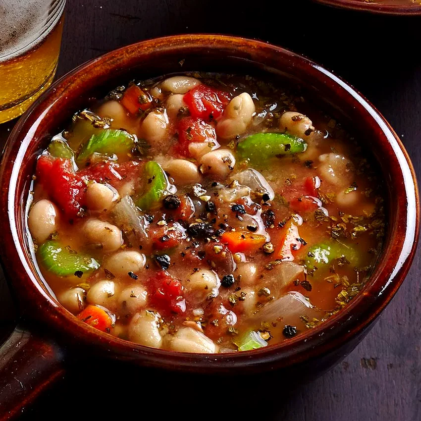 Fassoulatha (White Bean Soup)