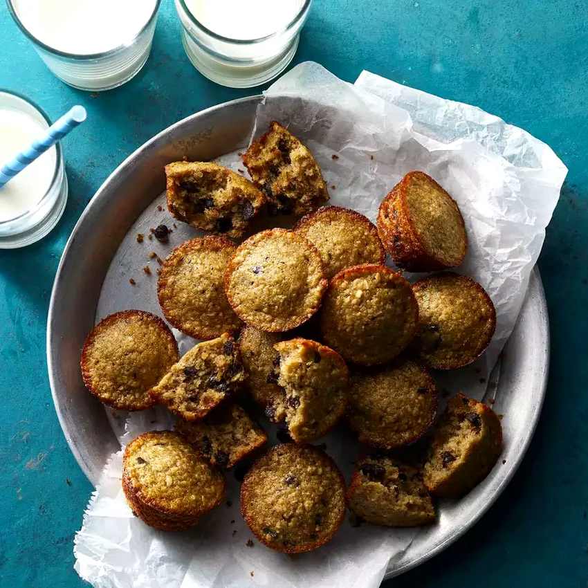 Flourless Banana Chocolate Chip Mini Muffins
