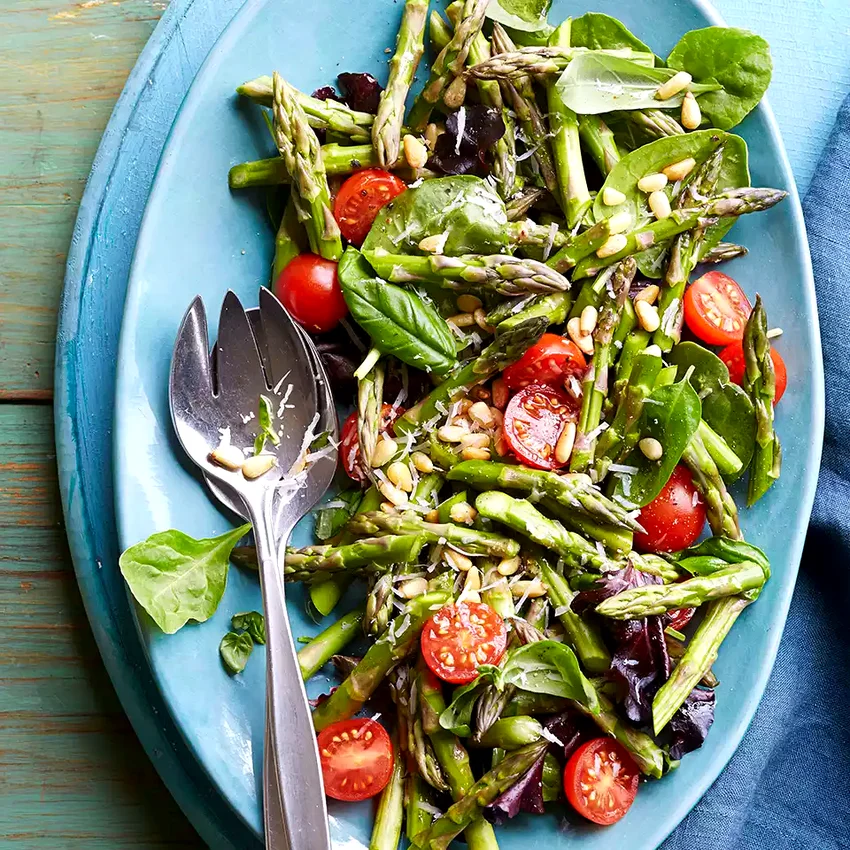 Fresh Asparagus-Tomato Salad