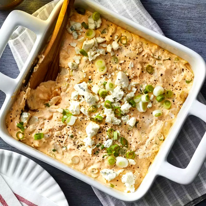 Healthy Buffalo Chicken Dip