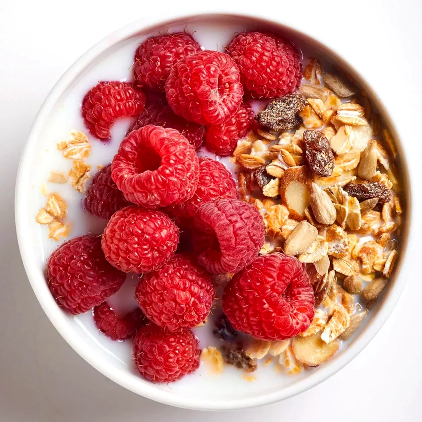 Muesli with Raspberries