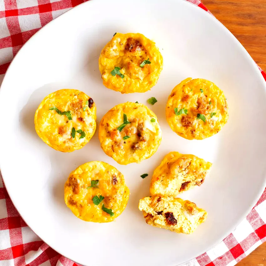 Muffin-Tin Omelets with Veggie Sausage & Sun-Dried Tomatoes