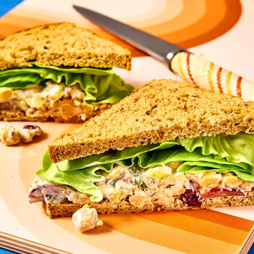 No-Chicken Salad Sandwich