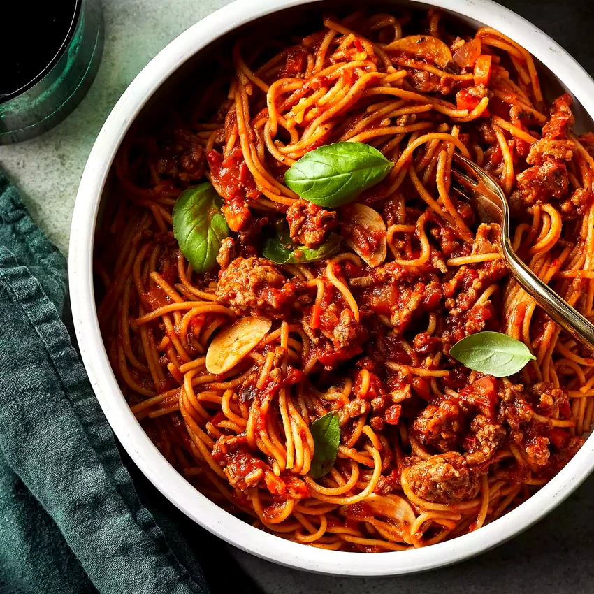 One-Pot Spaghetti with Meat Sauce