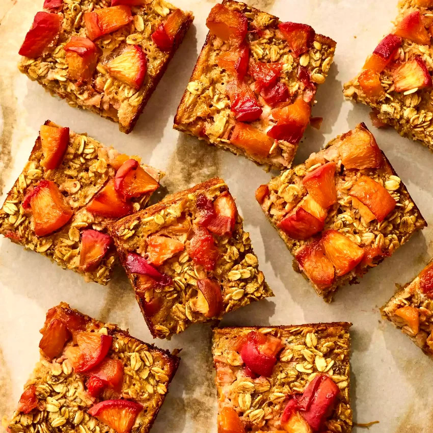 Peach-Oatmeal Breakfast Bars