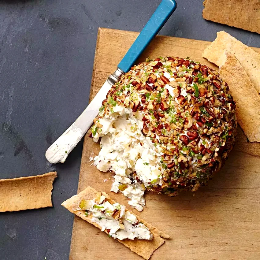 Pear-Pecan Cheese Ball
