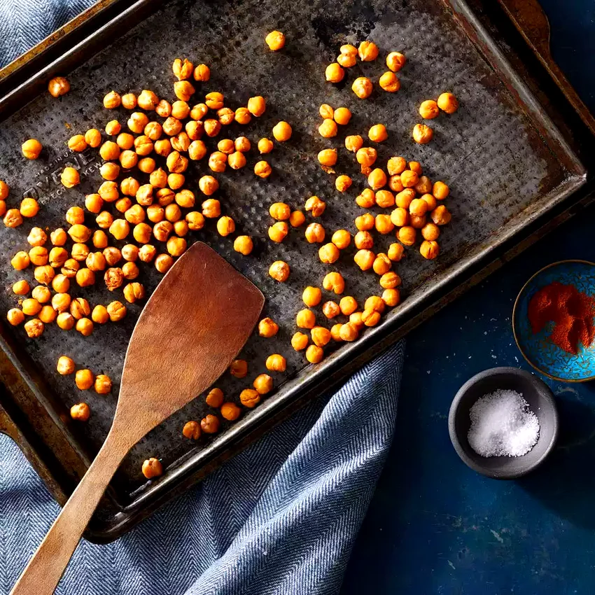 Roasted Buffalo Chickpeas