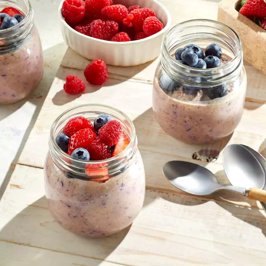 Triple-Berry Blended Oats