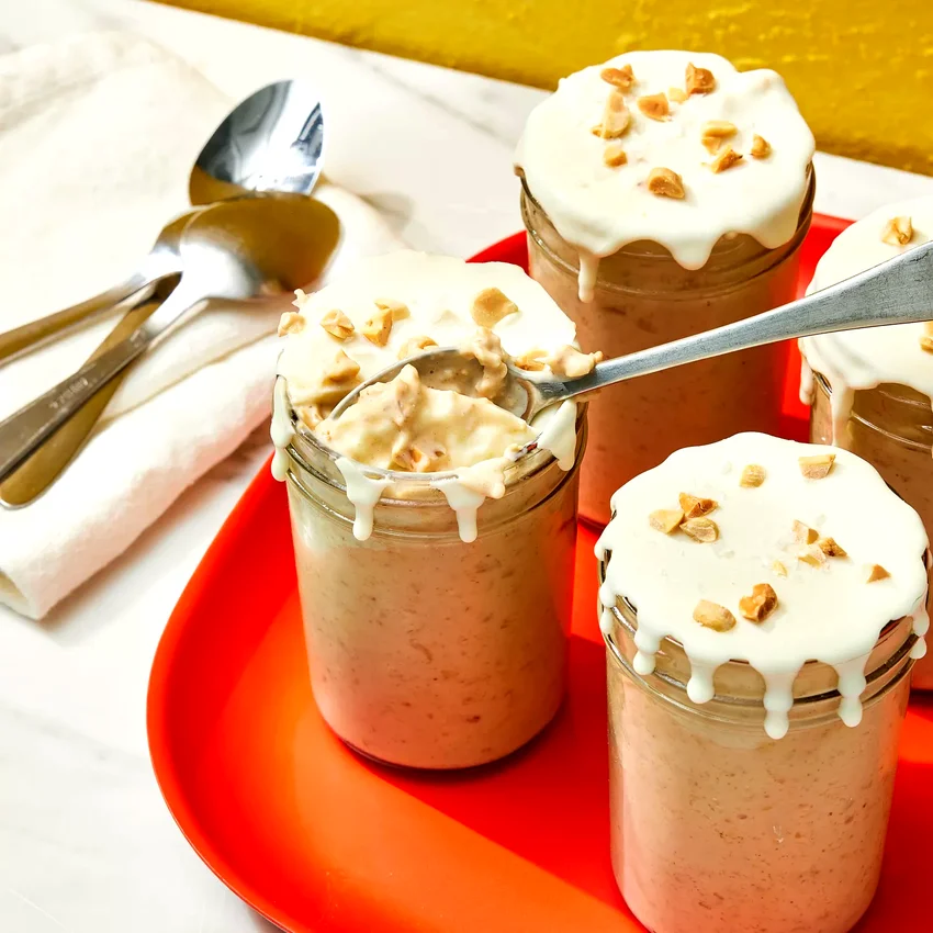 White Chocolate Reese’s Peanut Butter Cup-Inspired Overnight Oats